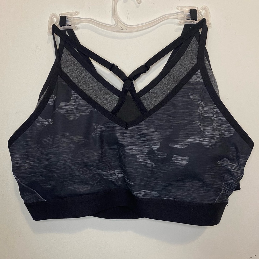 NWOT Women’s (L) Sports Bras (2)